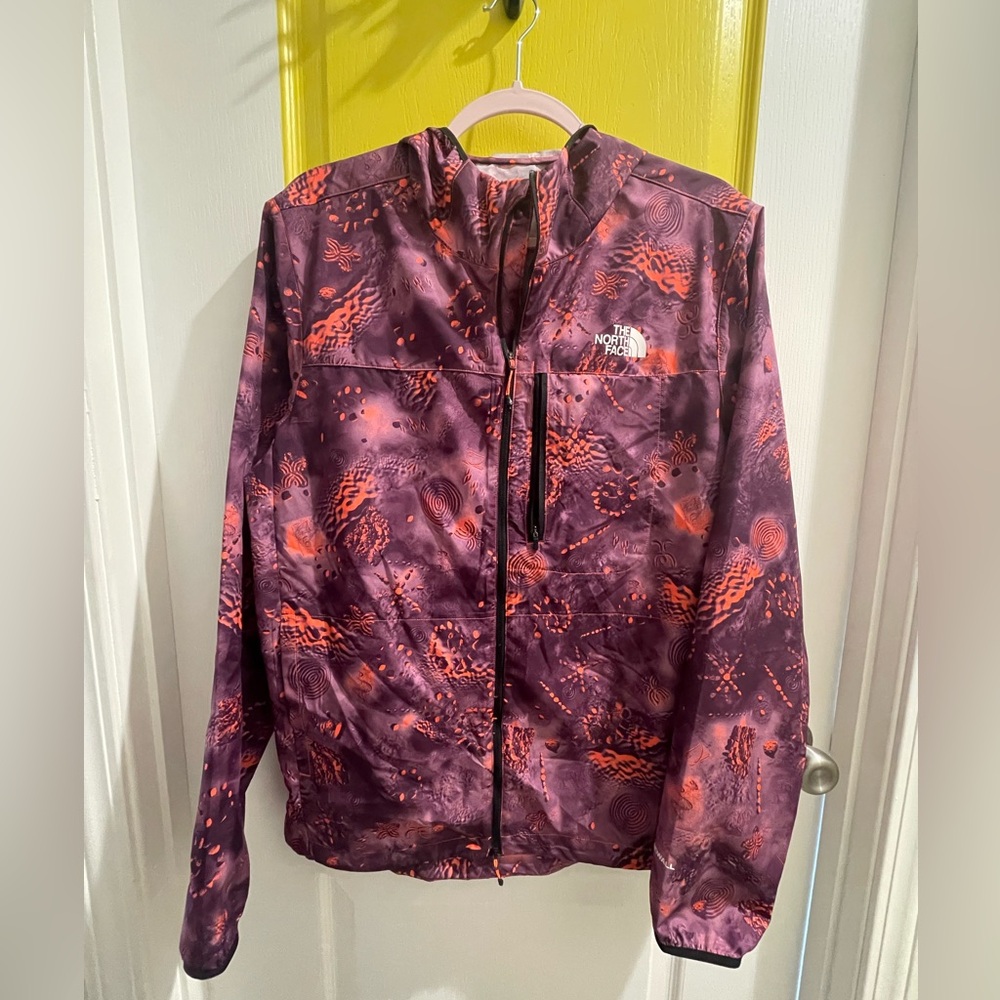 The North Face Men’s Higher Run Wind JKT